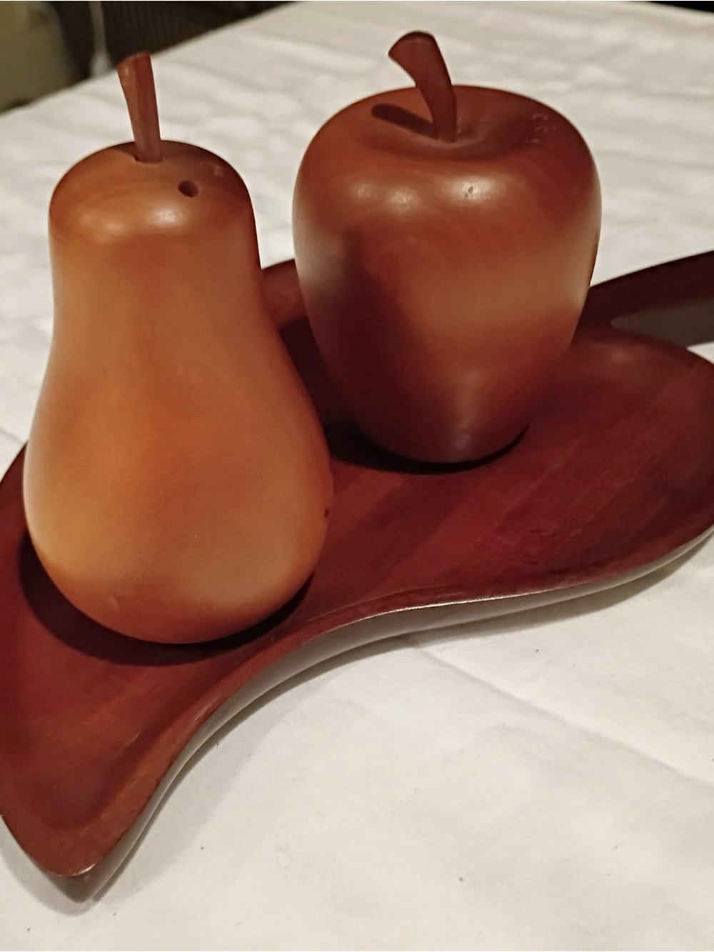 Vintage MCM Walnut Apple & Pear Salt & Pepper Set w/Leaf Tray - Estate Find